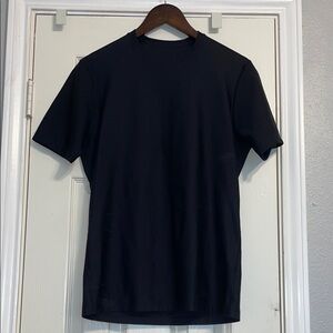 Lululemon Men’s Black T-Shirt Size Small